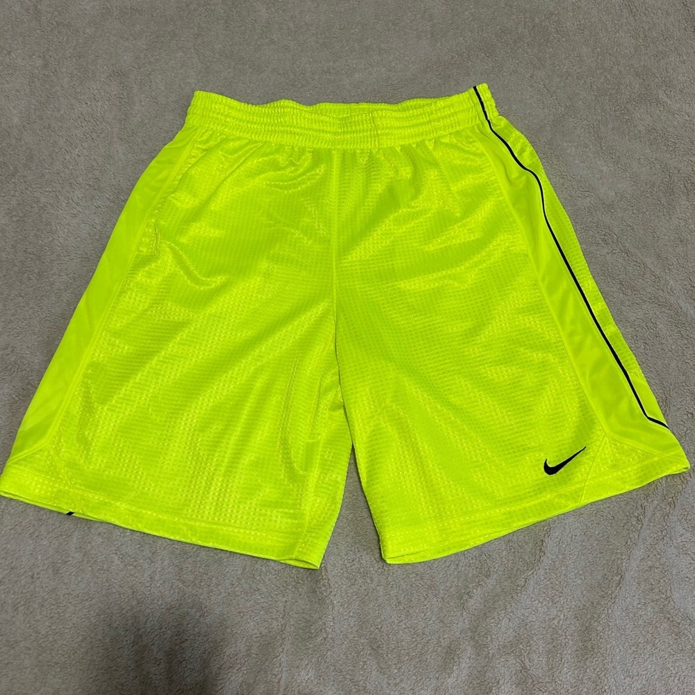 Nike Basketball Dazzle Shorts Mens Size M 10" Volt Yellow Mesh Athletic